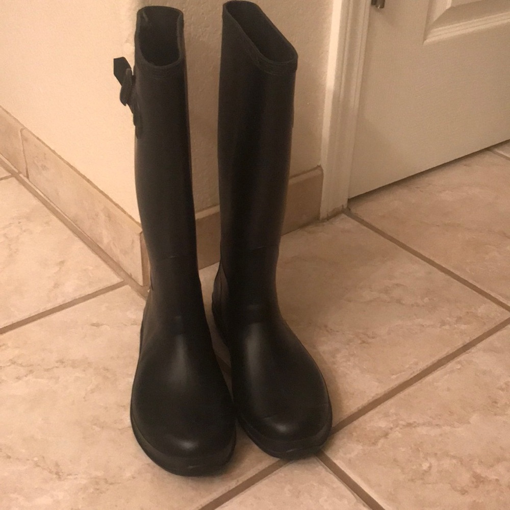 New Kamik Olivia rubber boots